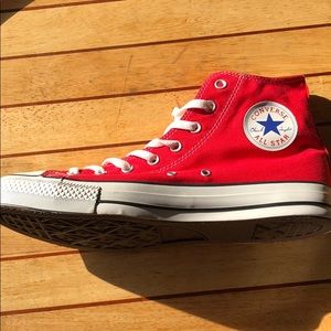 CONVERSE high tops NWT